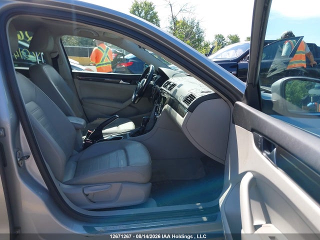 Aukcja sprzedaży 2013 Volkswagen Passat 3.6l Comfortline, vin: 1VWBM7A30DC014769, numer aukcji: 12671267