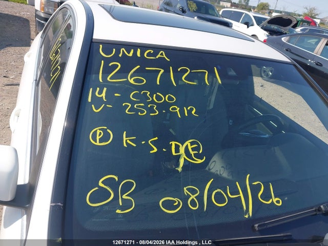 WDDGF8AB1EG253912 Mercedes-Benz C 300 4matic