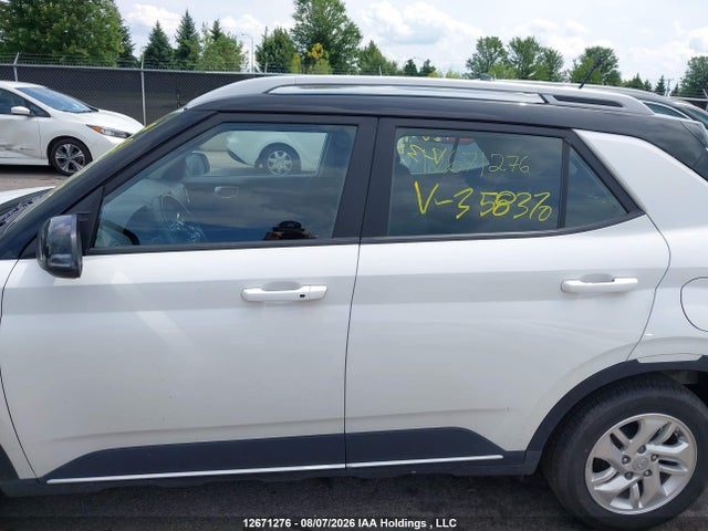 Hyundai Venue Preferred W/two-tone 2025 KMHRC8A35SU358370 Image 15