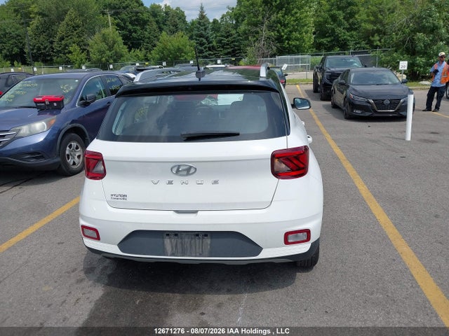 Hyundai Venue Preferred W/two-tone 2025 KMHRC8A35SU358370 Image 17