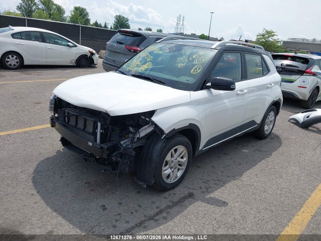 Hyundai Venue Preferred W/two-tone 2025 KMHRC8A35SU358370 Image 2