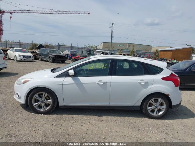 Ford FOCUS SE 2014 1FADP3K20EL342055 Image 14