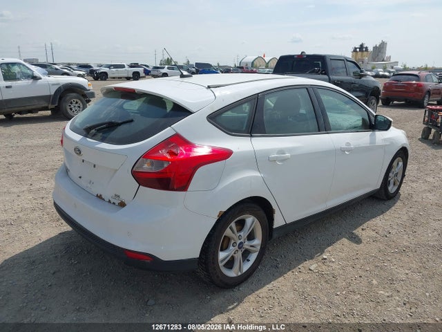 Ford FOCUS SE 2014 1FADP3K20EL342055 Image 4