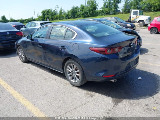 2024 Mazda 3 მანქანა იყიდება აუქციონზე, vin: JM1BPACM6R1701867, აუქციონის ნომერი: 12671309