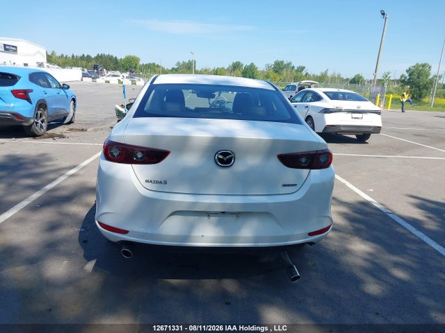 Mazda 3 Preferred 2025 JM1BPACM7S1793271 Image 16