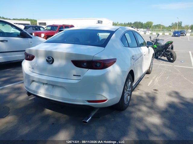 Mazda 3 Preferred 2025 JM1BPACM7S1793271 Image 4