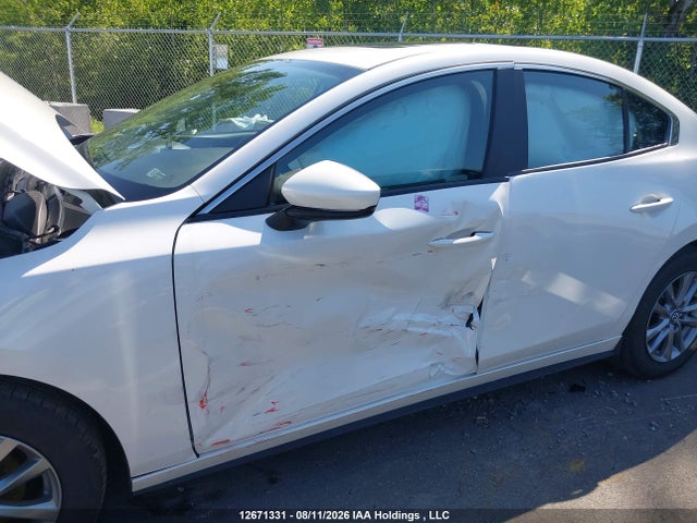 Mazda 3 Preferred 2025 JM1BPACM7S1793271 Image 9