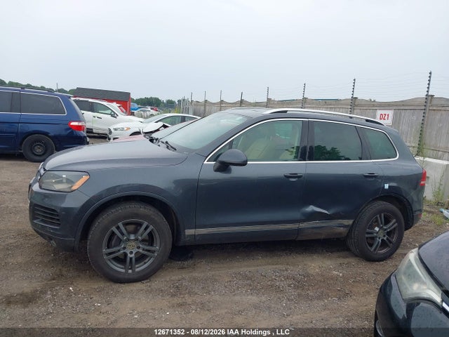 Aukcja sprzedaży 2014 Volkswagen Touareg, vin: WVGEF9BP2ED002444, numer aukcji: 12671352