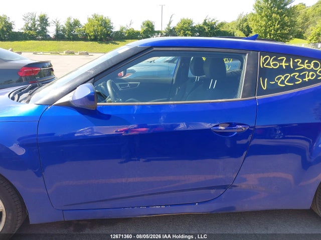 Продаж на аукціоні авто 2015 Hyundai Veloster Se, vin: KMHTC6AD3FU223705, номер лоту: 12671360