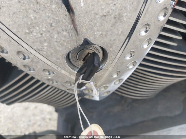 2006 Victory Motorcycles Hammer მანქანა იყიდება აუქციონზე, vin: 5VPHB26C063004519, აუქციონის ნომერი: 12671367