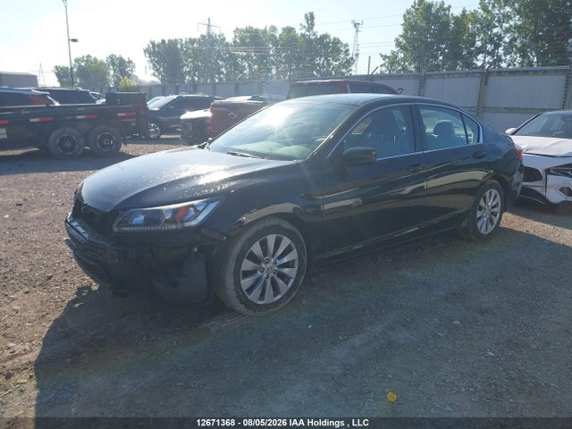 Honda Accord 2014 1HGCR2F3XEA806270 Image 2