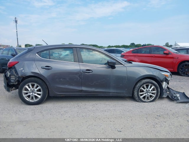 Продаж на аукціоні авто 2018 Mazda 3 Touring, vin: 3MZBN1L70JM220551, номер лоту: 12671382