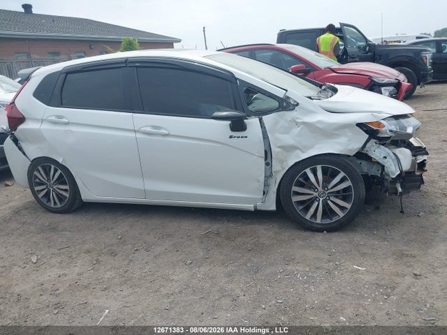 Honda Fit 2015 3HGGK5G83FM108329 Image 13