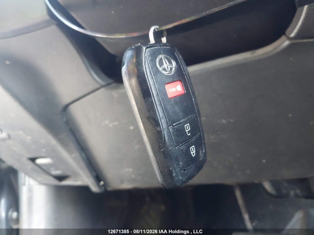 7MUBAABG2NV015275 Toyota Corolla Cross
