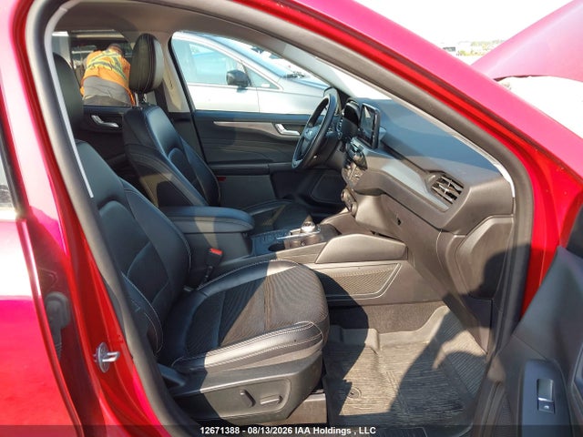 Продажа на аукционе авто 2022 Ford Escape Titanium Hybrid, vin: 1FMCU9DZ5NUA49351, номер лота: 12671388