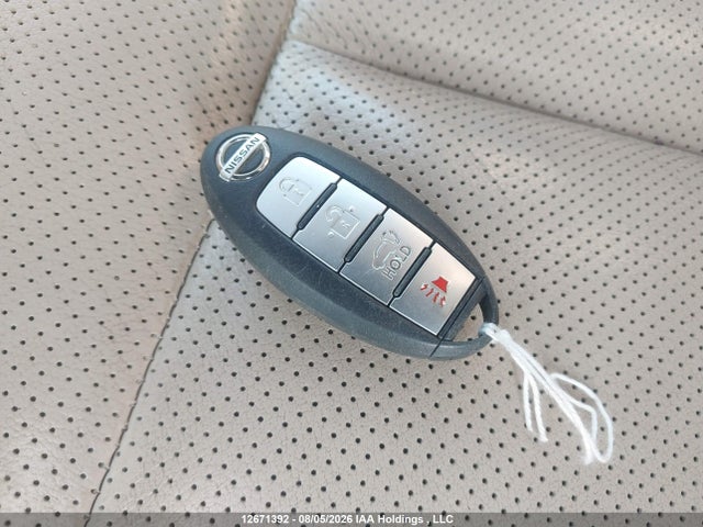 2015 Nissan Rogue S/sl/sv მანქანა იყიდება აუქციონზე, vin: 5N1AT2MV0FC804413, აუქციონის ნომერი: 12671392