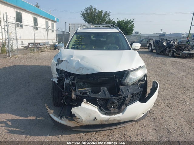 2015 Nissan Rogue S/sl/sv მანქანა იყიდება აუქციონზე, vin: 5N1AT2MV0FC804413, აუქციონის ნომერი: 12671392