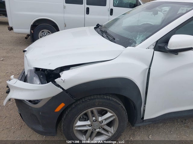 KM8K1CABXNU815535 Hyundai Kona Se