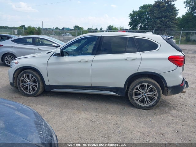 WBXHT3C37J5L28573 BMW X1 Xdrive28i