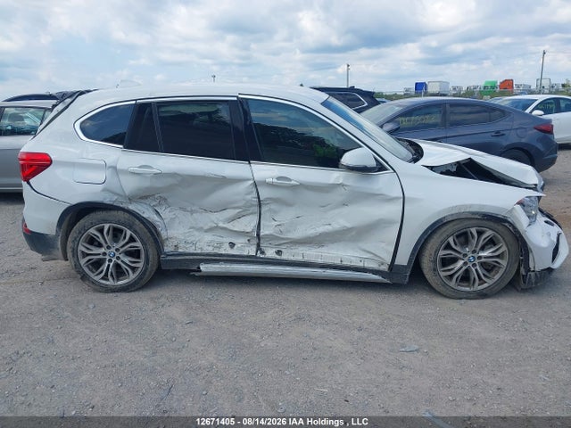 WBXHT3C37J5L28573 BMW X1 Xdrive28i