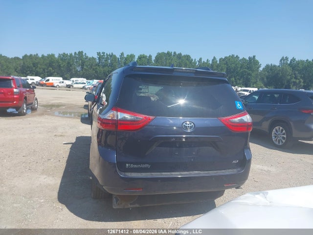 12671412 :رقم المزاد ، 5TDYZ3DC8LS073911 vin ، 2020 Toyota Sienna Xle V6 مزاد بيع