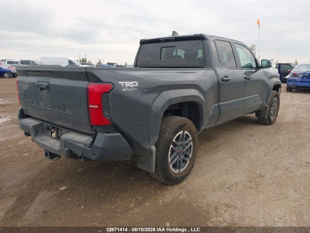 3TYLB5JN3TT121299 Toyota Tacoma 4x4 8a