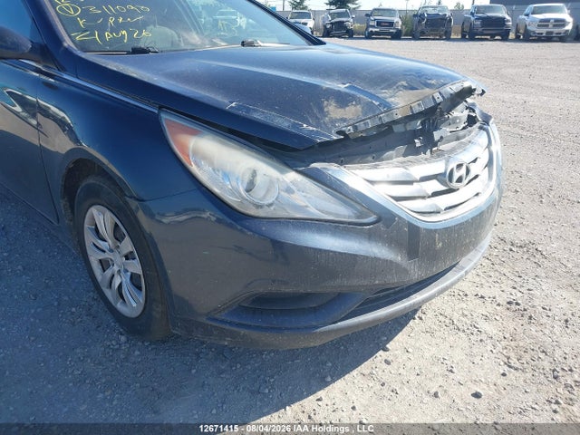 2012 Hyundai Sonata Gls მანქანა იყიდება აუქციონზე, vin: 5NPEB4AC3CH311090, აუქციონის ნომერი: 12671415