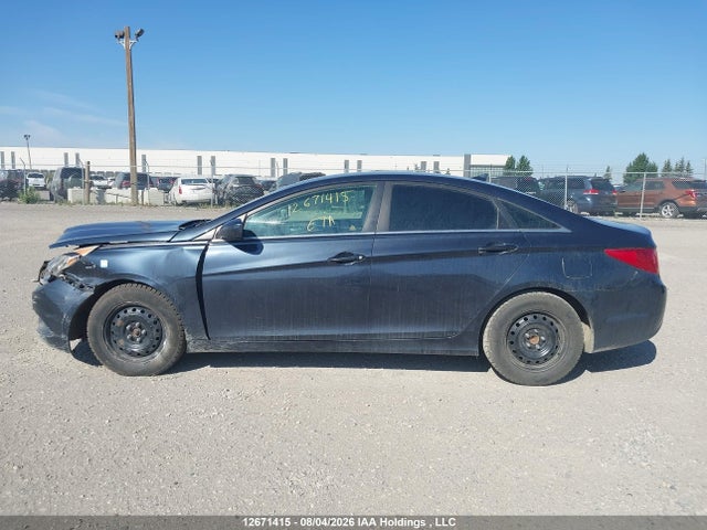 2012 Hyundai Sonata Gls მანქანა იყიდება აუქციონზე, vin: 5NPEB4AC3CH311090, აუქციონის ნომერი: 12671415