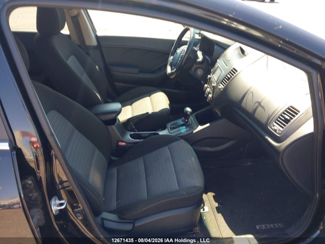 Продажа на аукционе авто 2016 Kia Forte Ex, vin: KNAFX5A84G5646742, номер лота: 12671435