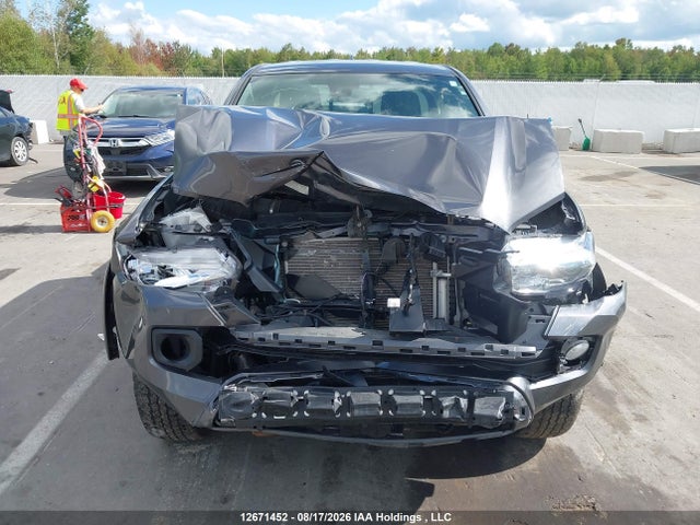 3TYSZ5AN2PT114549 Toyota Tacoma