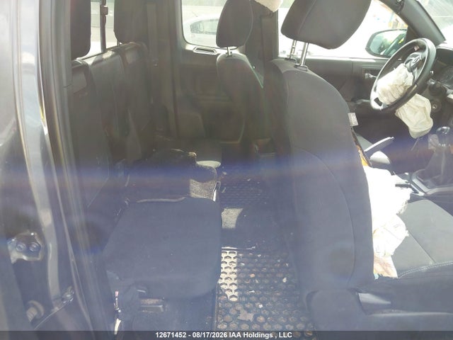 3TYSZ5AN2PT114549 Toyota Tacoma
