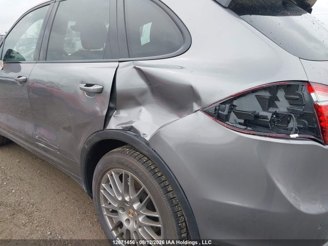 Продажа на аукционе авто 2012 Porsche Cayenne S, vin: WP1AB2A22CLA51527, номер лота: 12671456