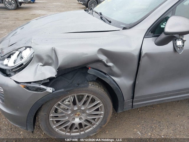 Продажа на аукционе авто 2012 Porsche Cayenne S, vin: WP1AB2A22CLA51527, номер лота: 12671456