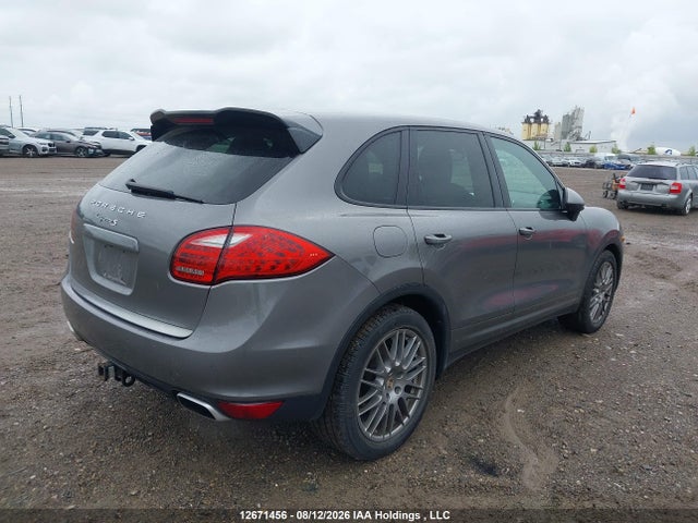 Продажа на аукционе авто 2012 Porsche Cayenne S, vin: WP1AB2A22CLA51527, номер лота: 12671456