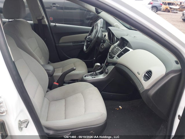 12671460 :رقم المزاد ، 1G1PC5SB9E7434829 vin ، 2014 Chevrolet Cruze 1lt مزاد بيع