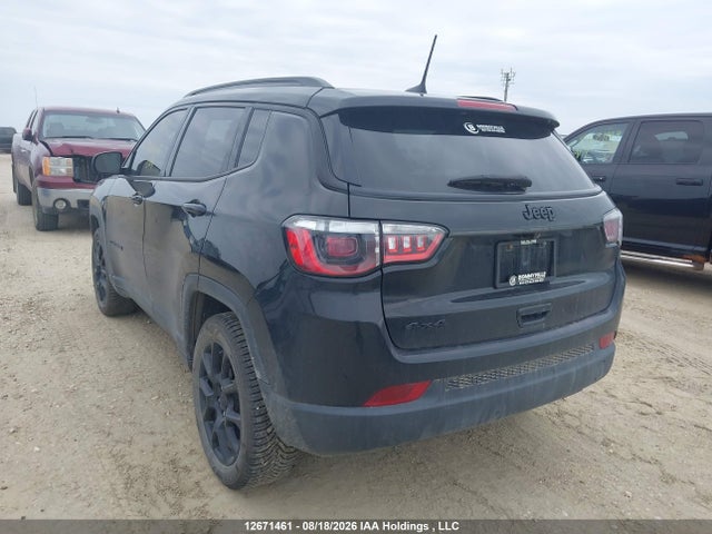 Jeep Compass Altitude 2022 3C4NJDFB2NT235366 Image 3