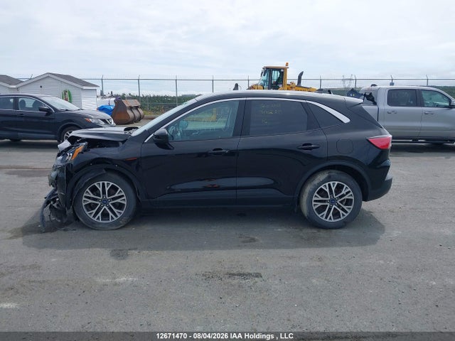 12671470 :رقم المزاد ، 1FMCU9CZ4NUB01747 vin ، 2022 Ford Escape Sel Hybrid مزاد بيع