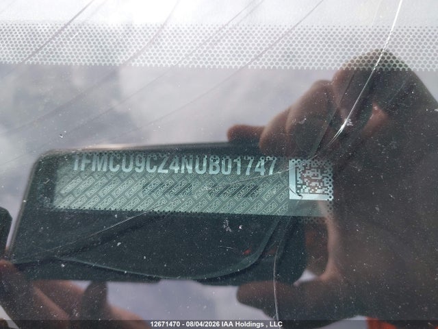 12671470 :رقم المزاد ، 1FMCU9CZ4NUB01747 vin ، 2022 Ford Escape Sel Hybrid مزاد بيع