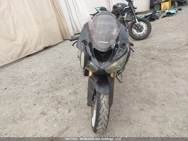 Продажа на аукционе авто 2005 Kawasaki Zx636 C1, vin: JKBZXJC125A013756, номер лота: 12671533