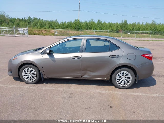 Toyota COROLLA LE 2017 2T1BURHE3HC937024 Image 13