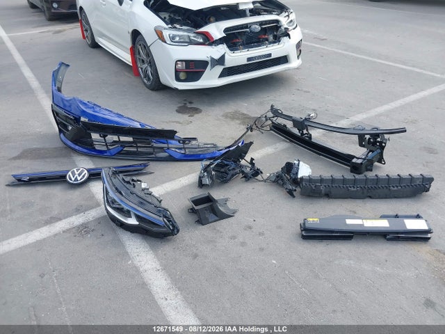 WVWCF7CD4TW218107 Volkswagen Golf R
