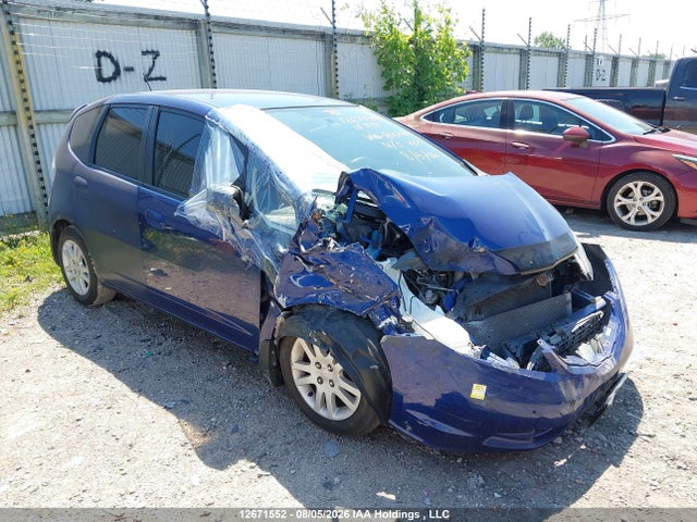 12671552 :رقم المزاد ، JHMGE8H53BC800340 vin ، 2011 Honda Fit Lx مزاد بيع