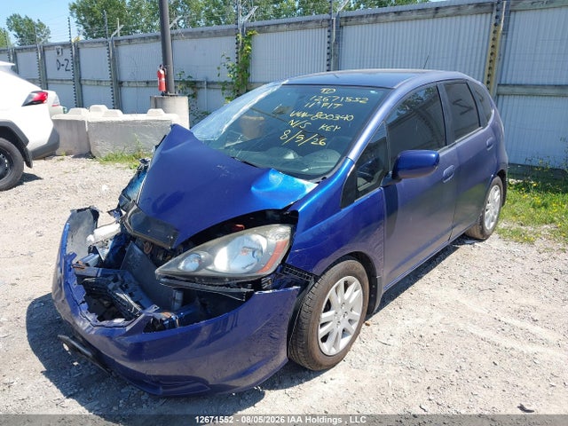 12671552 :رقم المزاد ، JHMGE8H53BC800340 vin ، 2011 Honda Fit Lx مزاد بيع