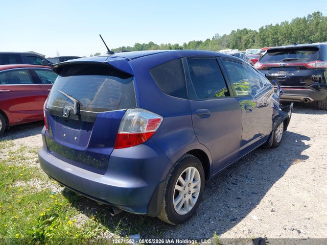 12671552 :رقم المزاد ، JHMGE8H53BC800340 vin ، 2011 Honda Fit Lx مزاد بيع