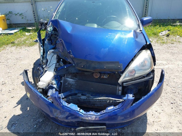 12671552 :رقم المزاد ، JHMGE8H53BC800340 vin ، 2011 Honda Fit Lx مزاد بيع