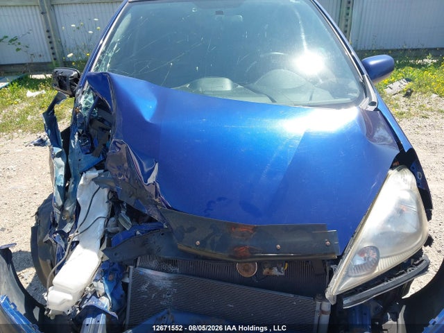 12671552 :رقم المزاد ، JHMGE8H53BC800340 vin ، 2011 Honda Fit Lx مزاد بيع