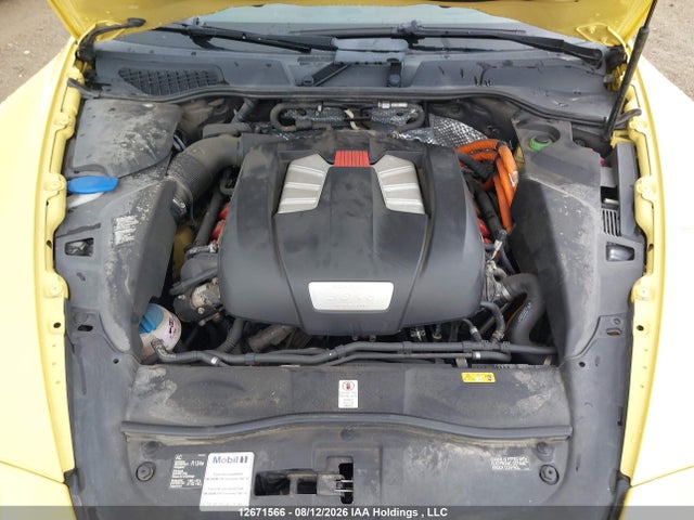 12671566 :رقم المزاد ، WP1AE2A26BLA91230 vin ، 2011 Porsche Cayenne Hybrid S مزاد بيع