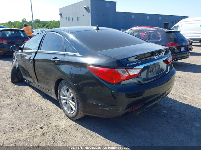 12671575 :رقم المزاد ، 5NPEB4AC9DH562715 vin ، 2013 Hyundai Sonata Gls مزاد بيع