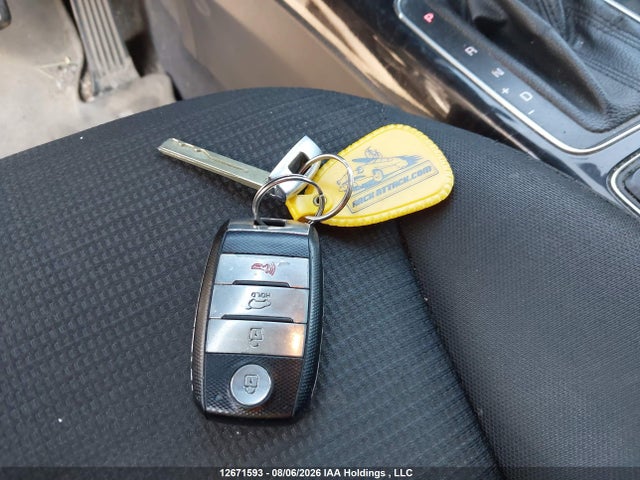 KIA Sorento 2015 5XYKTDA70FG563104 Image 11