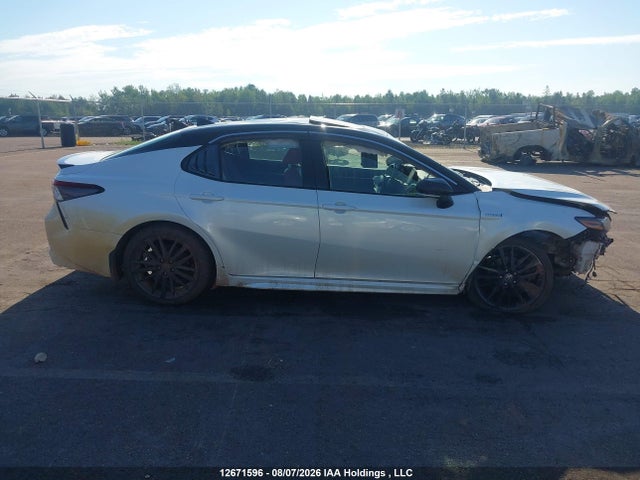 Продажа на аукционе авто 2021 Toyota Camry Hybrid Xse, vin: 4T1K31AKXMU025827, номер лота: 12671596